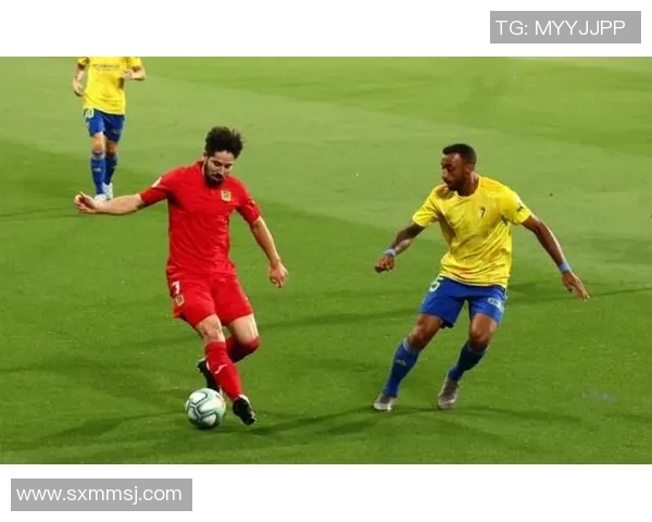 埃瓦尔主场迎战卡迪斯两队争夺西甲宝贵积分之战